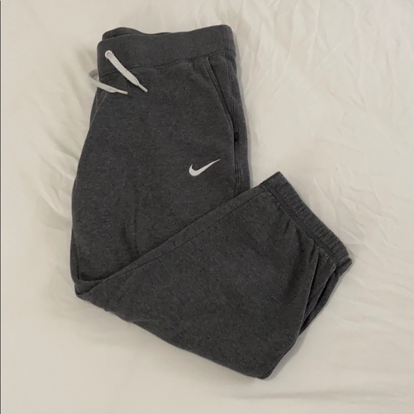 Nike Pants - Women’s gray Nike sportswear capris